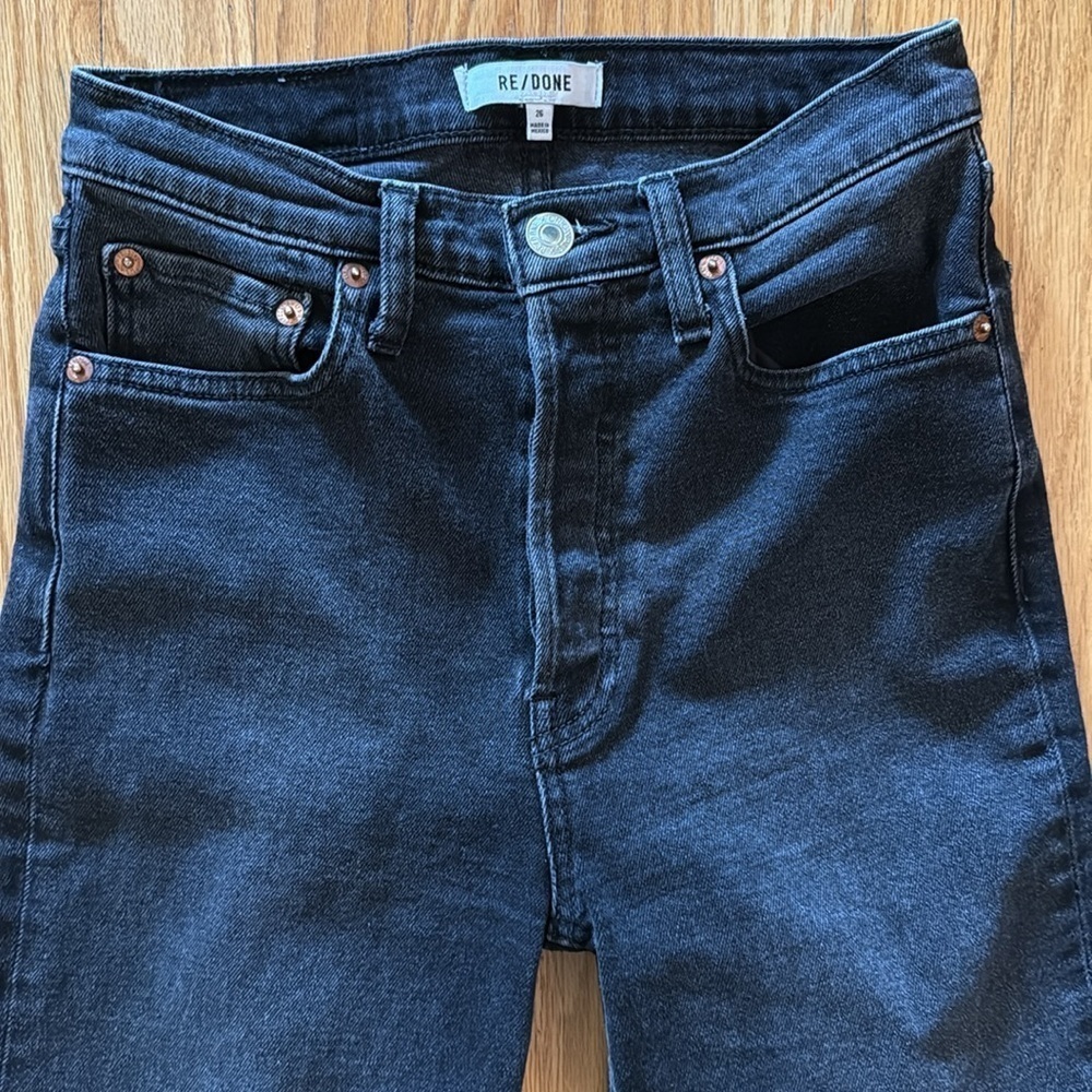 Re/Done sz 26 button fly Black Denim Jeans raw edge great pre owned condition - Picture 2 of 7